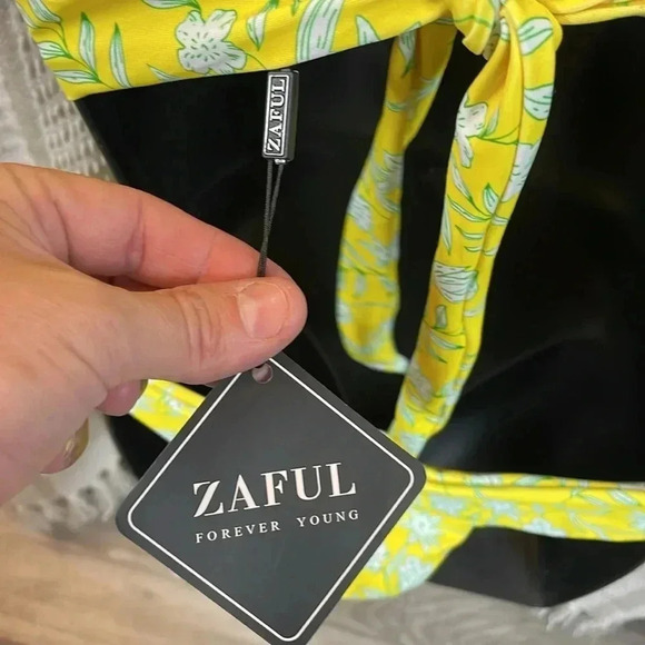 Zaful Two Piece Bikini - Picture 6 of 8